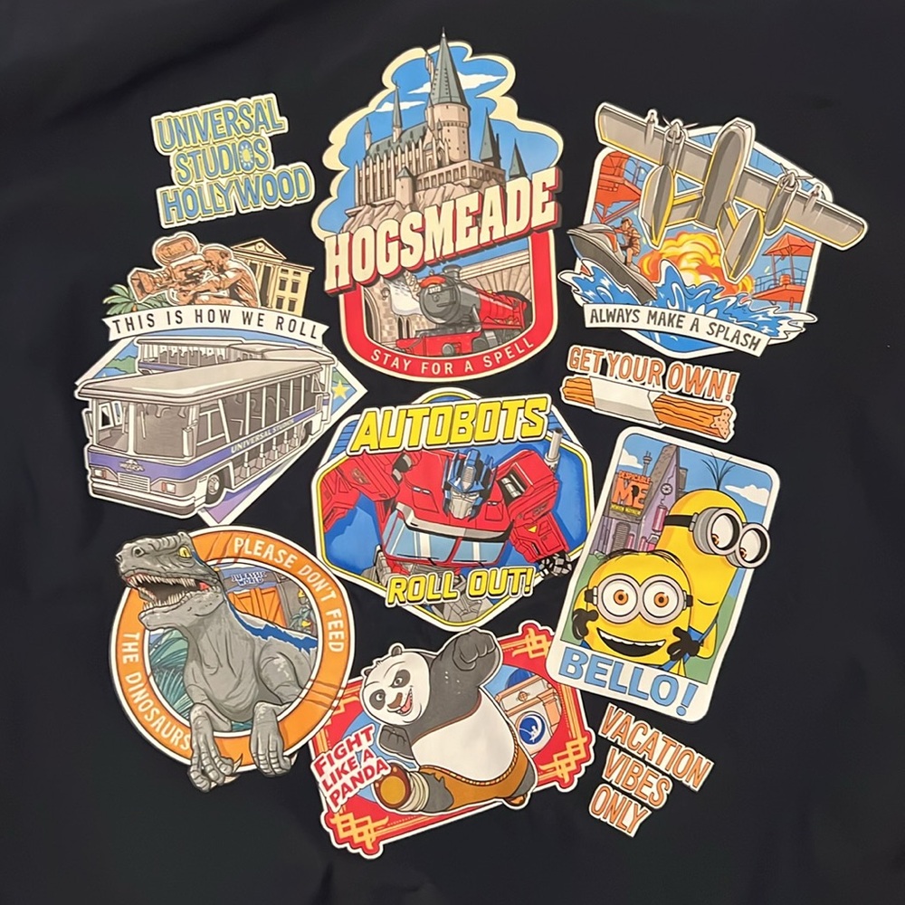 Universal Studios Hollywood Windbreaker Medium
